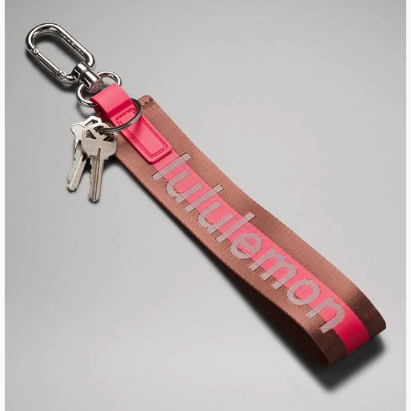 NWT Lululemon Never Lost Keychain Wordmark - Picture 2 of 7